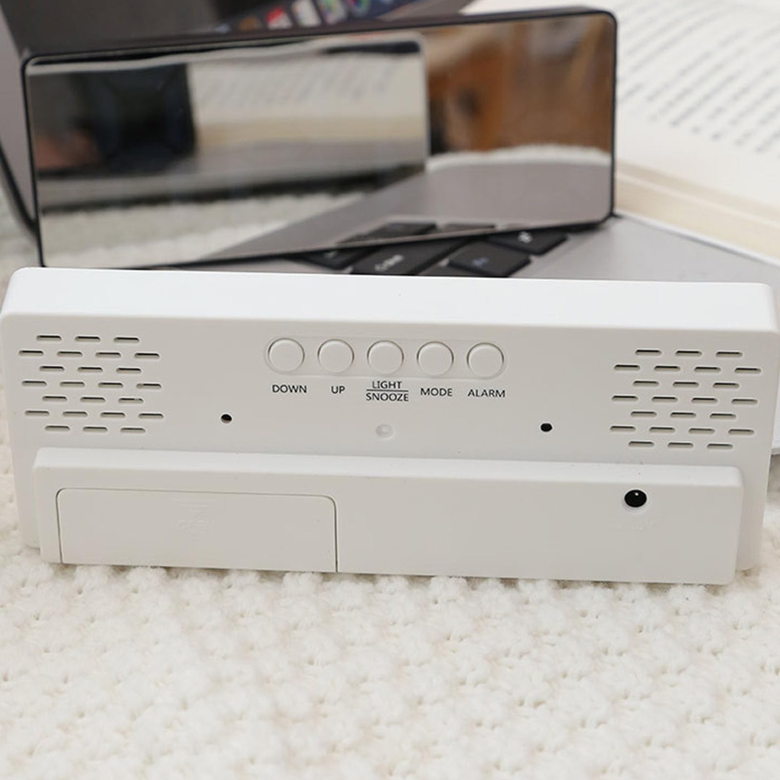 Amazon.co.jp: 温度表示付きLEDミラーデジタルクロック : ホーム＆キッチン